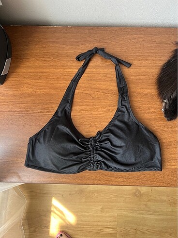 Siyah Bikini Üstü