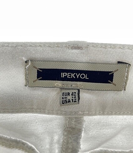 42 Beden beyaz Renk İpekyol Beyaz Jean