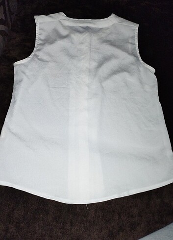 38 Beden beyaz Renk Koton marka şifon kolsuz tişört 