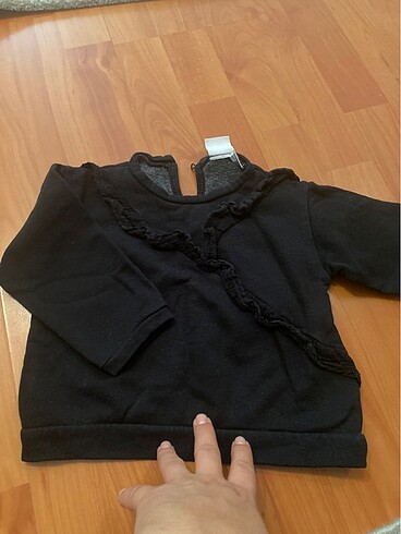 Zara sweat