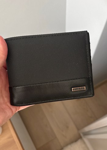 Mavi Jeans Sik Siyah Dokulu Cuzdan Markasi Mavi