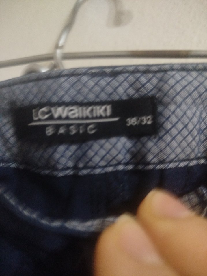 LC Waikiki Lacivert Renkli Erkek Pantolon.. - Görsel 4