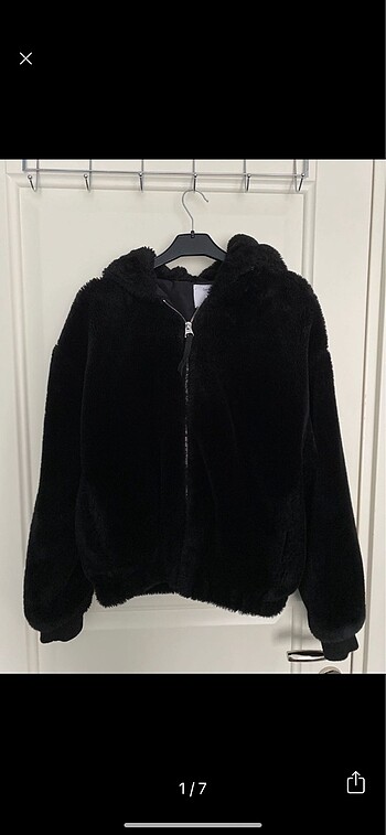 Bershka Peluş Ceket