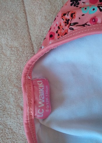 9 Yaş Beden Çiçek Desenli Pembe Kız Bikini