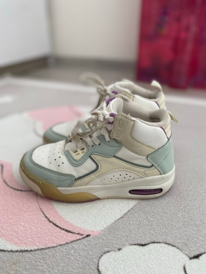 Beyaz Bağcıklı  Spor Ayakkabı - Görsel 4