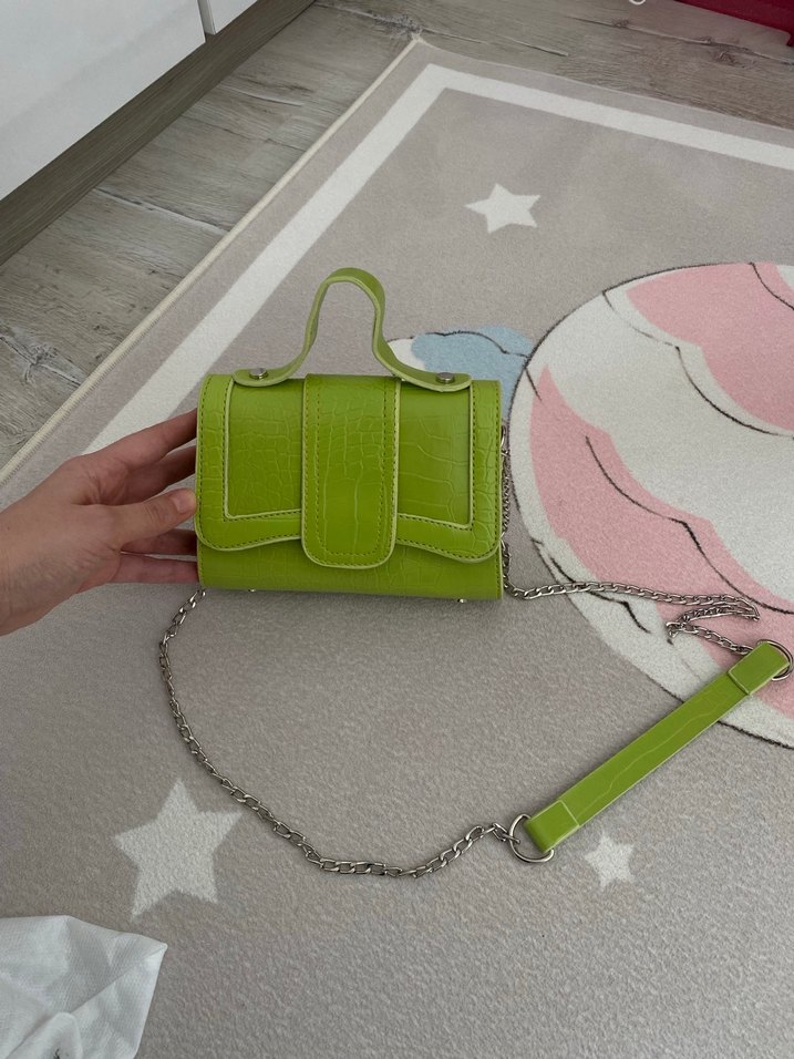 Yeşil Yılan Desenli Kadın Çanta - Görsel 2