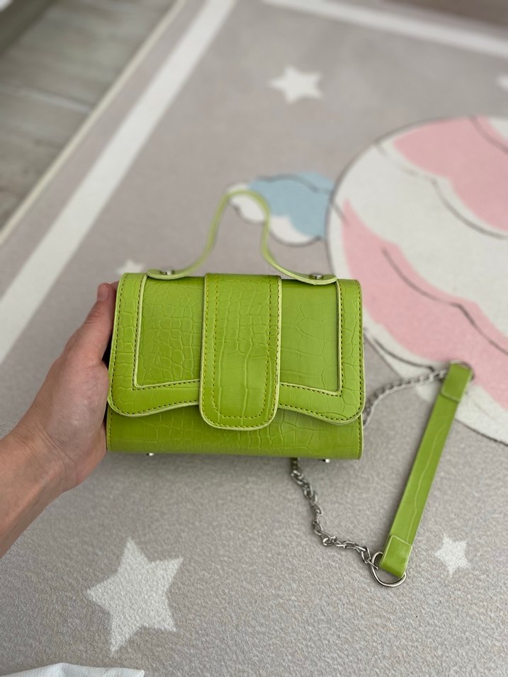 Yeşil Yılan Desenli Kadın Çanta - Görsel 3