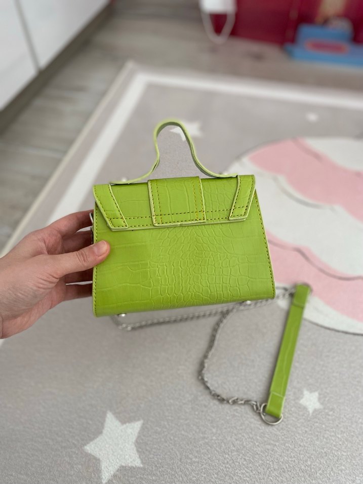 Yeşil Yılan Desenli Kadın Çanta - Görsel 4