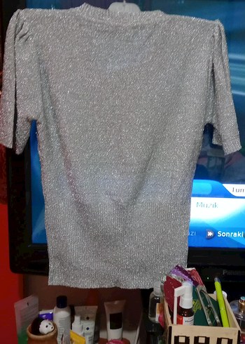 Gri Kısa Kollu Cıvıl cıvıl simli ışıltılı Kadın Triko Kazak - Görsel 2