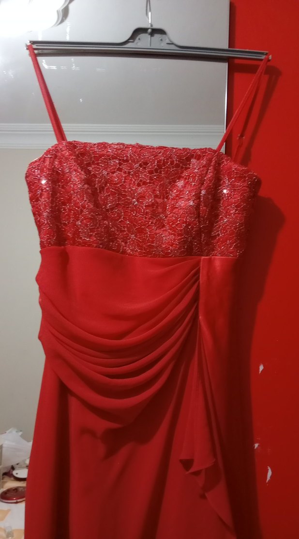 Kırmızı İşlemeli Straplez Uzun Abiye Elbise - Görsel 2