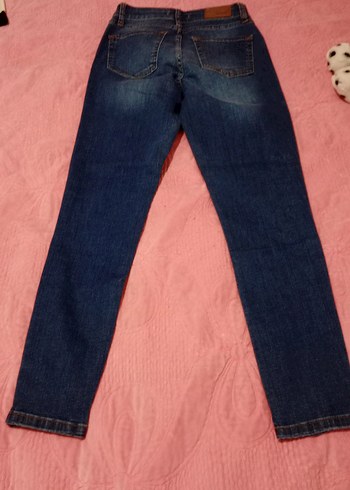 Nakışlı Düğmeli Mavi Kadın Kot Pantolon - Görsel 2