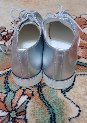 Elle marka ayakkabı - Görsel 2