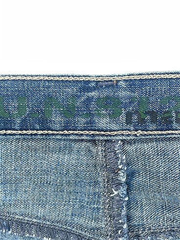 31 Beden mavi Renk Mavi Jeans Jean / Kot Şort %70 İndirimli.