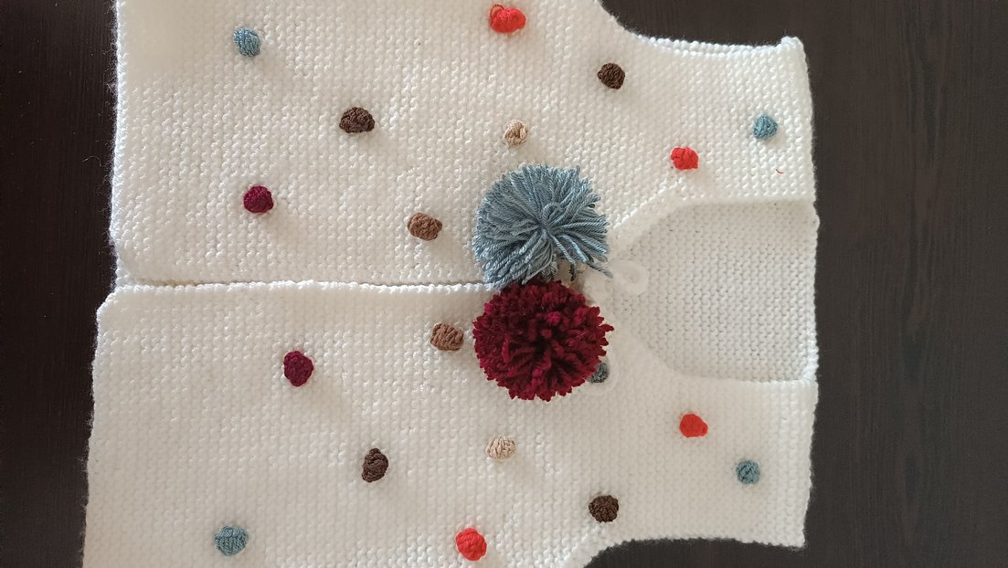 Kızlar İçin Nakışlı Örgü Bohem Yelek - Görsel 2