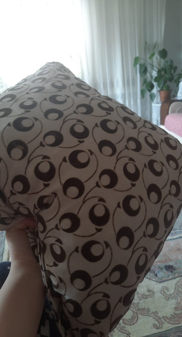 Kahverengi ve Gri Desenli Dekoratif Yastık - Görsel 2