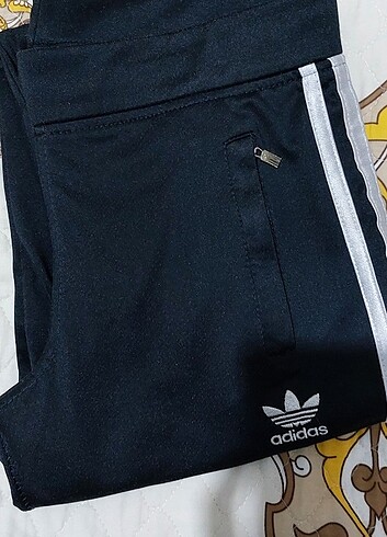 Adidas alt eşofman 