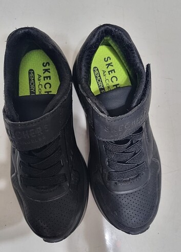 28 Beden Skechers erkek çocuk ayakkabısı