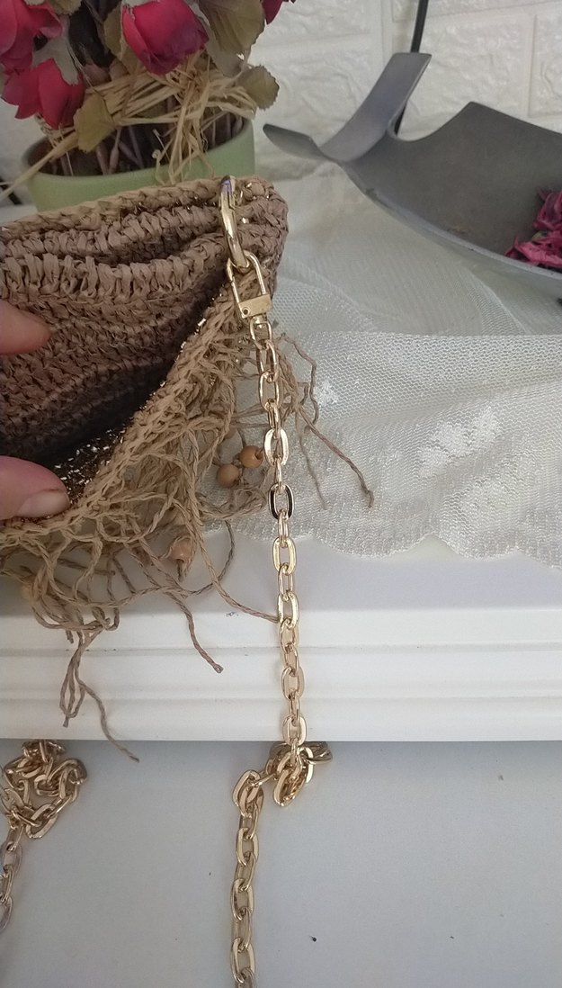 Zincir Detaylı Bej Örgü Kadın Çanta - Görsel 4