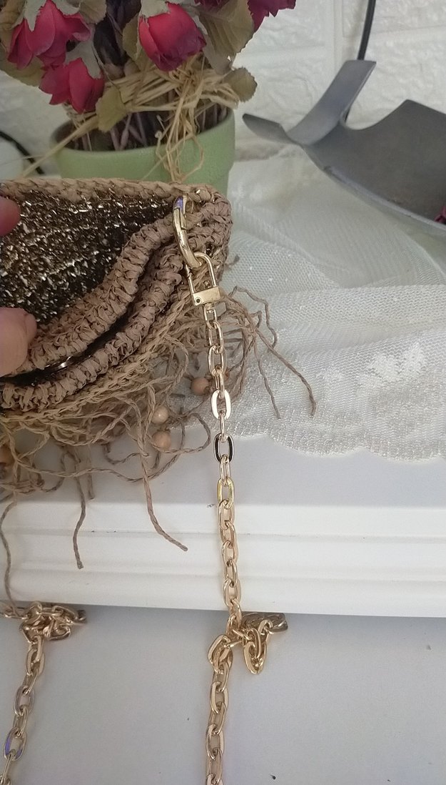 Zincir Detaylı Bej Örgü Kadın Çanta - Görsel 3