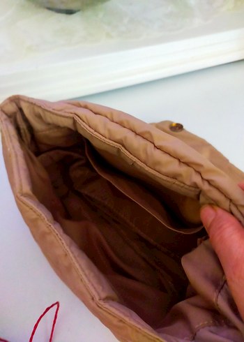 Zincir Detaylı Bej Kadın Çanta - Görsel 5