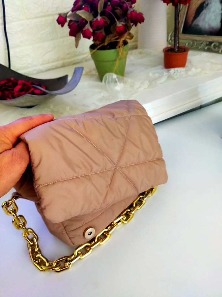 Zincir Detaylı Bej Kadın Çanta - Görsel 2