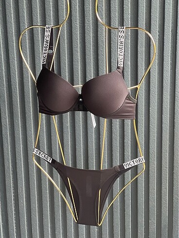 Victoria s Secret İç giyim takım?