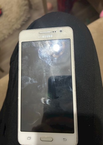 Beyaz Android Telefon