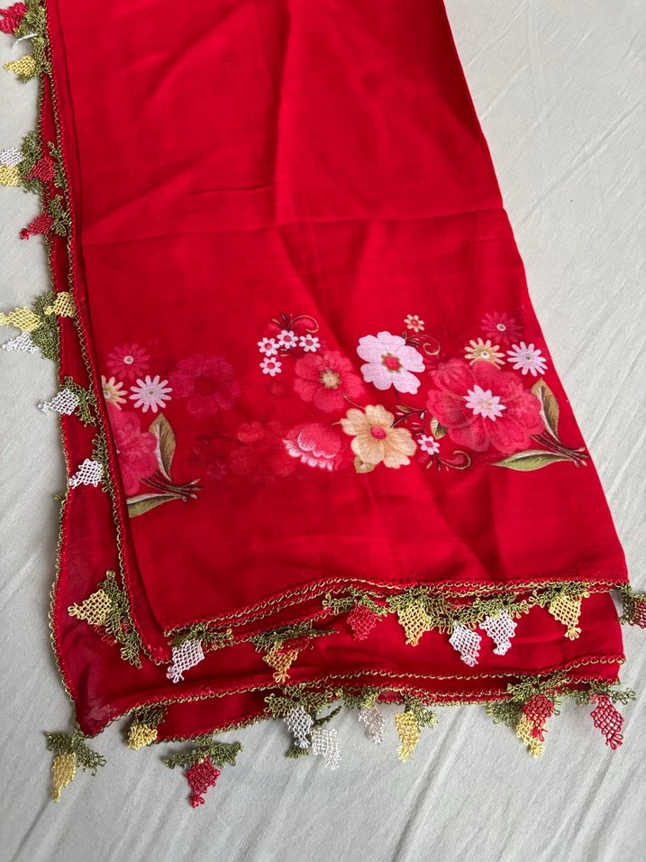 Kırmızı Çiçek Desenli iğne oyası yazma - Görsel 2