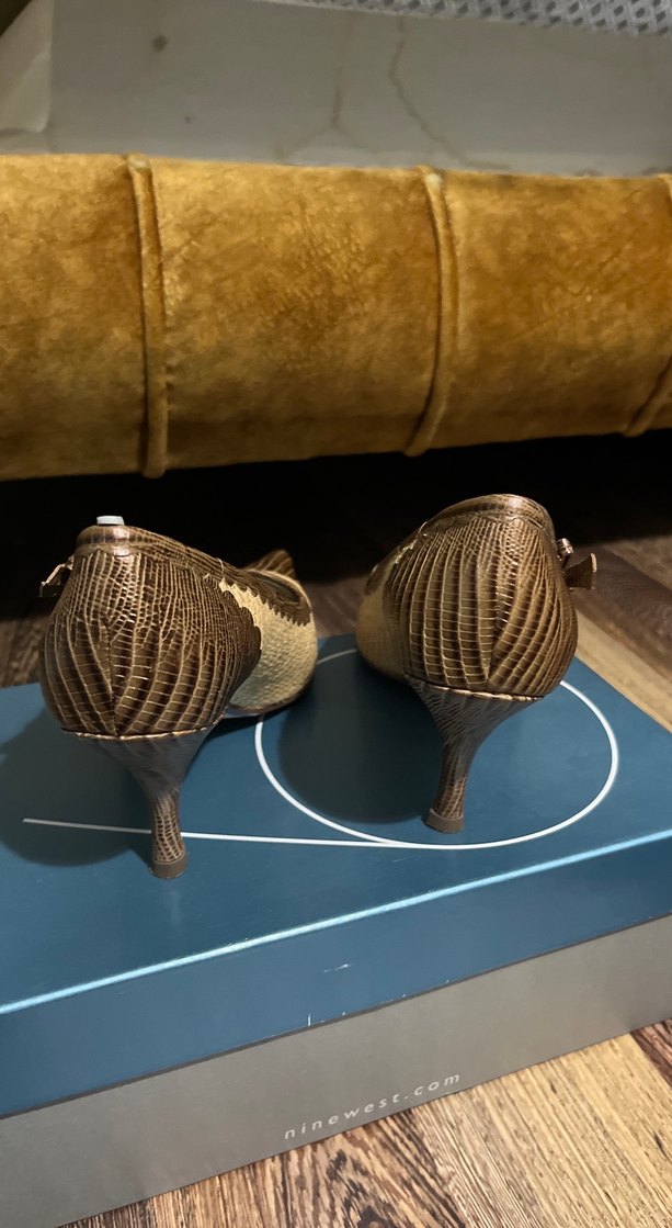 Parlak Kahverengi VİNTAGE Desenli Stiletto Topuklu ayakkabı - Görsel 3