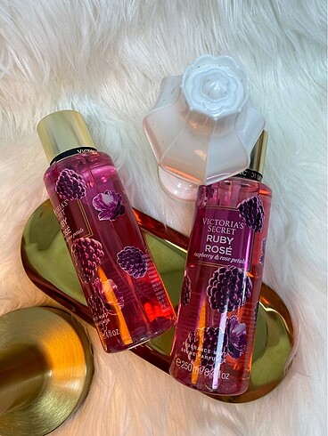 Victoria secret vücut spreyi