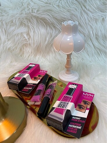 NYX NYX KAŞ SABİTLEYİCİ
