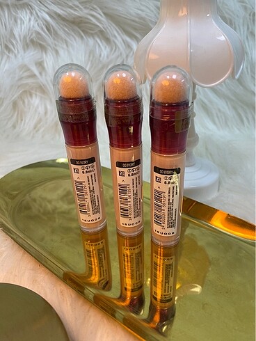 Beden Renk Maybelline newyork kapatıcı 01 light