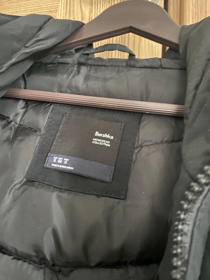 Bershka Erkek Siyah Şişme Mont - Görsel 3