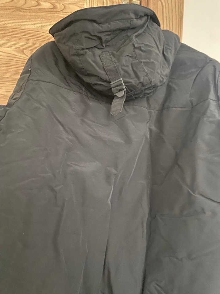 Bershka Erkek Siyah Şişme Mont - Görsel 4