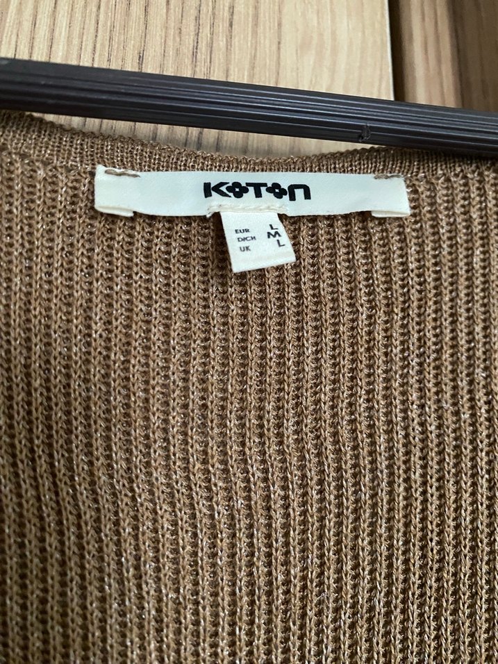 V Yaka Kahve- Bej Örgü Kadın Kazak - Görsel 4