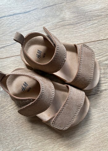 Kız Bebek Süet Sandalet - Görsel 2