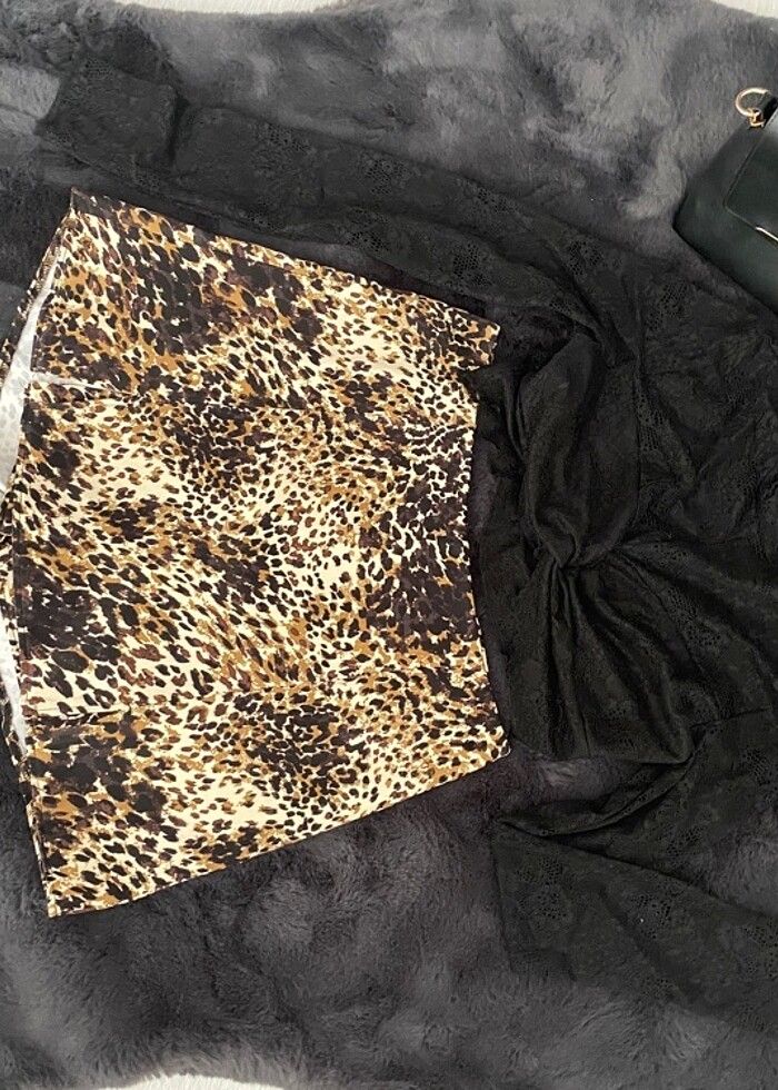 Leopar saten  mini etek - Görsel 4