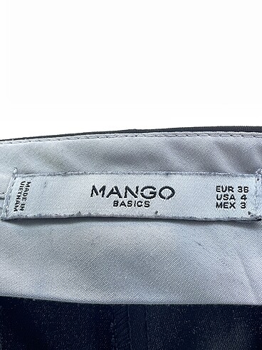 36 Beden siyah Renk Mango Kumaş Pantolon %70 İndirimli.