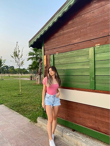 Balon kollu crop