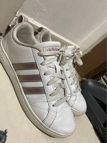 Adidas ayakkabı