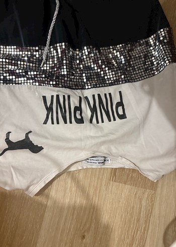 Beyaz Payetli Sokak Stili - Görsel 2