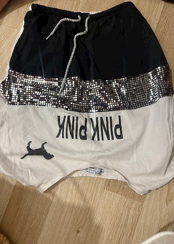 Beyaz Payetli Sokak Stili - Görsel 4