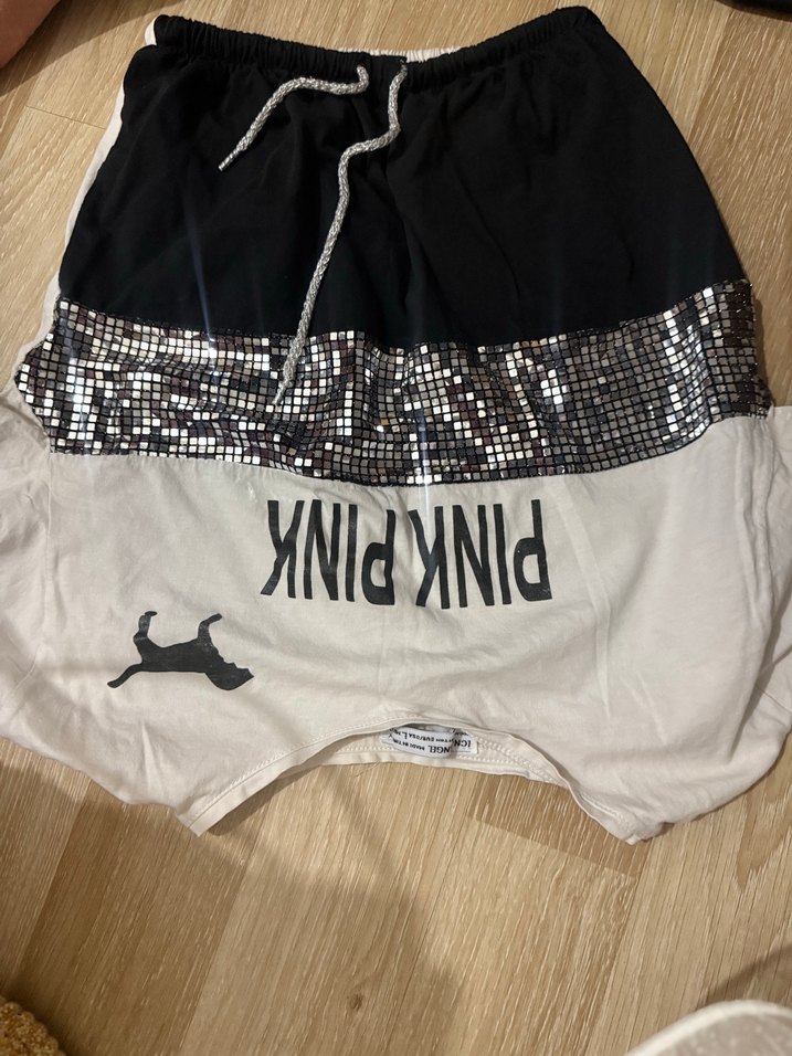 Beyaz Payetli Sokak Stili - Görsel 4