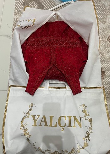 kırmızı v yaka abiye
