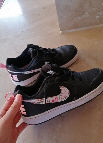 Nike Ayakkabı 