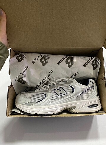 44 Beden New Balance 530