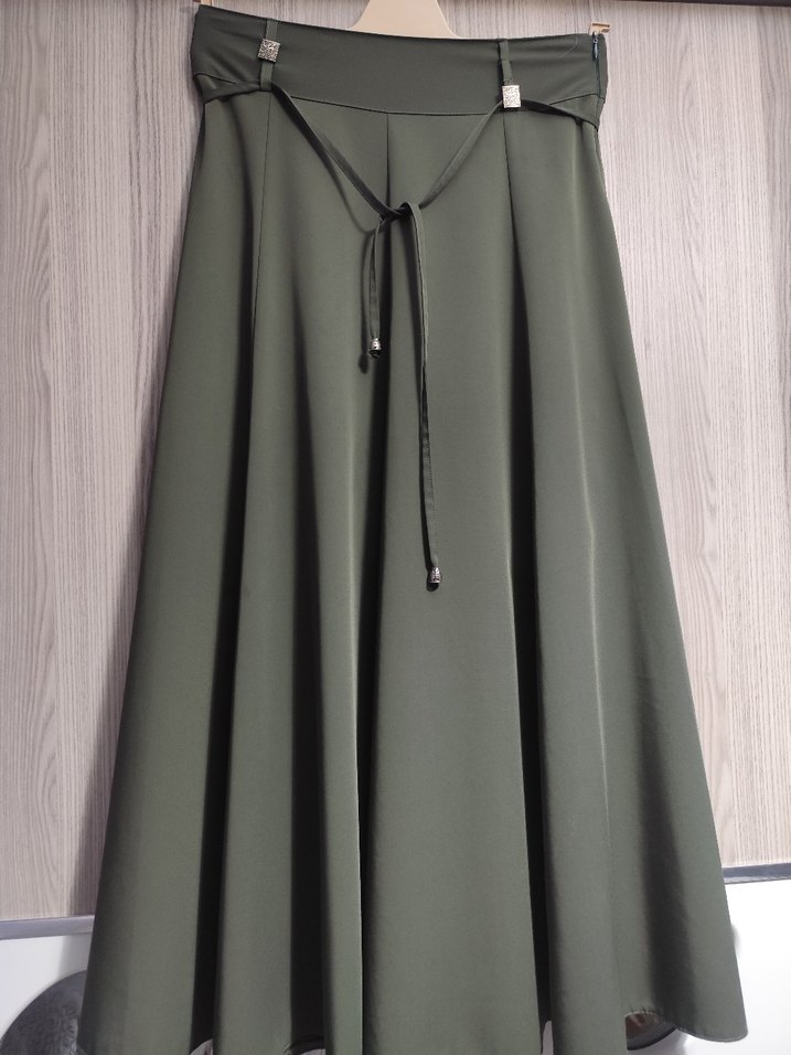 Kemer Detaylı Uzun Haki Kadın Etek - Görsel 2