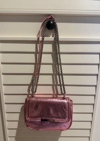Bershka mini metalik pembe çanta - Görsel 2