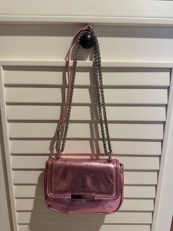 Bershka mini metalik pembe çanta - Görsel 2