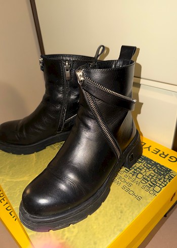 Tamer Tanca Siyah Hakiki Deri Kadın Bot - Görsel 5